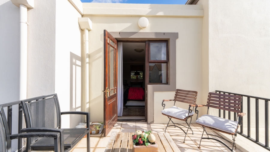 2 Bedroom Property for Sale in Boschenmeer Golf Country Estate Western Cape